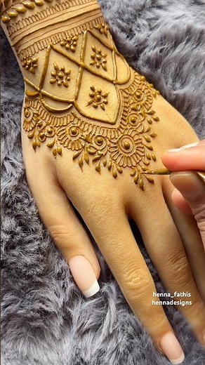 Beautiful Henna Design #mehndi #simplemehndi #simplehenna #hennatatto #hennadesign #hennatutorial