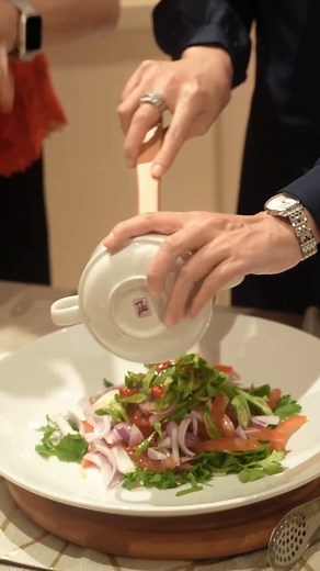 14K views · 34 reactions | Hmm, apa agaknya Mira buat tu? Ada menu baharu ke dekat SR? Apa kata korang share dengan admin rasa-rasa apa menu baharu kali ni 樂 #SecretRecipeMY | Secret Recipe Malaysia | Facebook