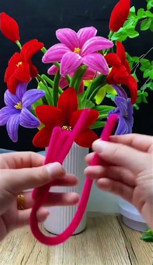 simple and easy way of making colorful flowers at home