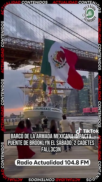 Shocking Bridge Collapse Caught on Camera | Barco que tumba puente