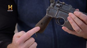 3.4M views · 81K reactions | O especialista que deve validar a Mauser que Rick pretende comprar explica o quão especial é essa relíquia e como ela funciona. Parece que ela realmente é de 1897, mas será que ela funciona? #TratoFeito | HISTORY | Facebook