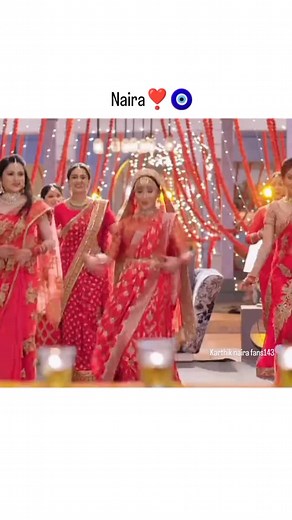 karthik naira on Instagram: "Naira dance 🥰💫🧿 #viralreels #yehrishtakyakehlatahai #shivangijoshi18 #instagramreels #explorepage #khan_mohsinkhan"