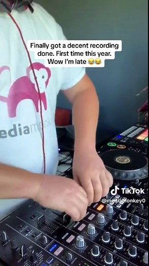Finally got a decent recording done. #djsontiktok #djmix #dj #mediamonkey #tiktokdjs #pioneerdj #technotok #techno #MakingBeats #djsontiktok #trancefamily #DJMixes