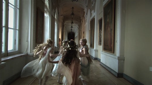 CG Entertainment on Instagram: "Oggi alla Casa del Cinema di Roma alle ore 18.00 verrà proiettato 𝐀𝐫𝐜𝐚 𝐫𝐮𝐬𝐬𝐚 di Aleksandr Sokurov 𝐔𝐧 𝐬𝐨𝐠𝐧𝐨 𝐥𝐮𝐧𝐠𝐨 𝐭𝐫𝐞 𝐬𝐞𝐜𝐨𝐥𝐢 𝐠𝐢𝐫𝐚𝐭𝐨 𝐢𝐧 𝐮𝐧 𝐮𝐧𝐢𝐜𝐨 𝐩𝐢𝐚𝐧𝐨𝐬𝐞𝐪𝐮𝐞𝐧𝐳𝐚 Sei un esercente e vuoi programmare un film nella tua sala? Scopri il nostro listino cinema: https://tinyurl.com/3xx7n9hb Scrivi ad assistenza@cgent.it"