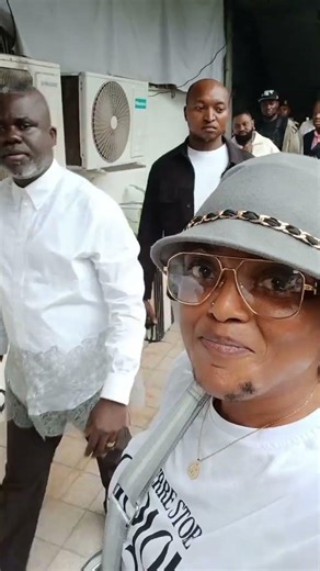 Happy birthday Dad Hervé 🎂 🥂 🍾 🎉🎶🥰