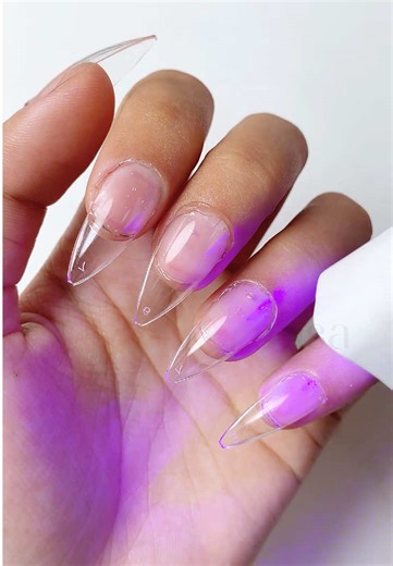 DIY Nail Tips: Long-Lasting Nail Glue Guide