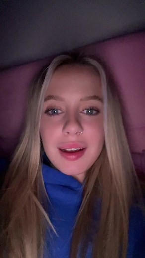 Exploring 2000's Nostalgia: Omegle and Kik Memories