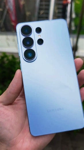 The light blue color looks quite pleasing. (Samsung S26 Ultra, digital technology