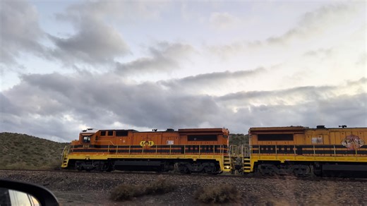 Classic GE Locomotives: The Power of Railroads in Arizona
