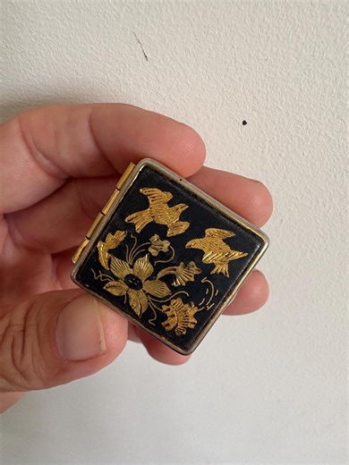 Vintage Black & Gold Mini Trinket Box | Oriental Style Floral Pill Box | Small Metal Keepsake Box | Collectible Miniature | Wander Haus Vint - Etsy