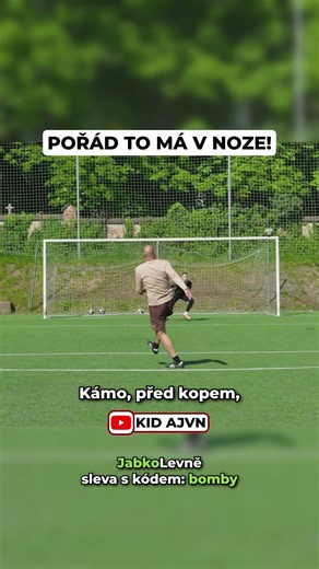 TOHLE SE NEZAPOMÍNA😲⚽ Sleva s kódem “bomby” na @jabkolevne.cz ​#kidajvn #klipy