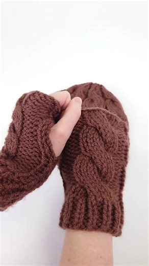 Maybe 2026 is your year to learn knitting with me at HappyBerryKnitting! https://www.youtube.com/@happyberryknitting | HappyBerryCrochet | Facebook