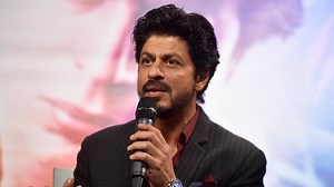 Calcutta HC asks Shah Rukh Khan to explain his links with IIPM