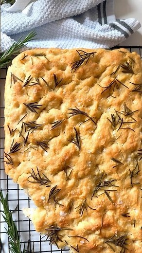 How to Make Focaccia at Home!