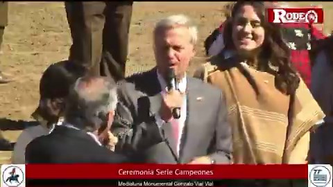 Qué vergüenza CTM , ya somos Argentina. #rodeo