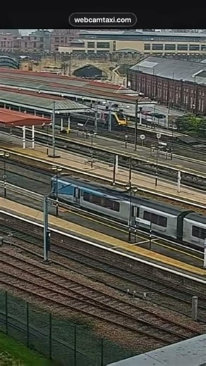 Class 185 leaving York #train #automobile #gwr