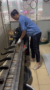 Traditional Way To Make Peanut Oil | Fossbytes