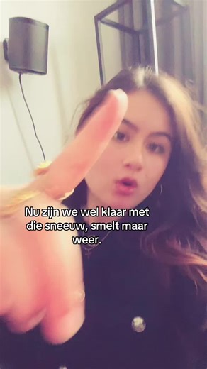 Was even leuk maar nu is het niet meer zo grappig.#sneeuw#nederland#voorjou