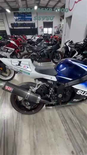 💥 2004 Suzuki GSX-R1000 (Preowned) 🏍️ 15,300 Miles | 💰 $5,950 | Stock #3467 👉 Yoshimura Exhaust for that crisp sportbike sound 🔥 💎 Clean, classic liter bike — strong, reliable, and ready to ride! 📞 Call All Things Chrome: 615-431-2294 | All Things Chrome
