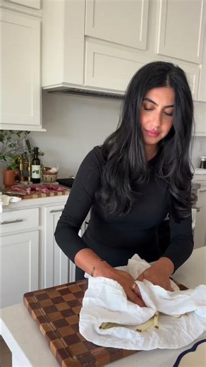 STEAK + FRIES 🥩🥔 DATE NIGHT AT HOME • and always better than any restaurant night out.