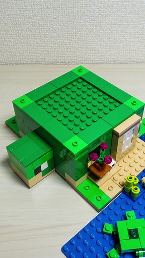 LEGO Minecraft 21254 - The Turtle Beach House Speed Build