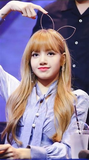 they both are learn dance steps very fast #v#lisa