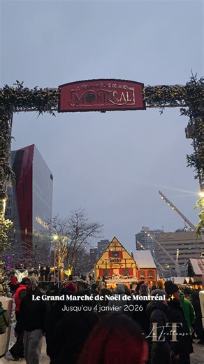 La Trotteuse • Découvertes • Roadtrip • Plein air • Escapades on Instagram: "✨ Le Grand Marché de Noël de Montréal ✨ Le Grand Marché de Noël de Montréal, c’est un petit monde féérique au cœur de la ville. Les lumières scintillent entre les chalets, l’air sent le sapin, le chocolat chaud et les douceurs d’hiver. On s’y promène doucement, emmitouflé, en laissant la magie faire son effet. On découvre des artisans passionnés, des créations locales, des gourmandises qui réchauffent les mains et l’âme