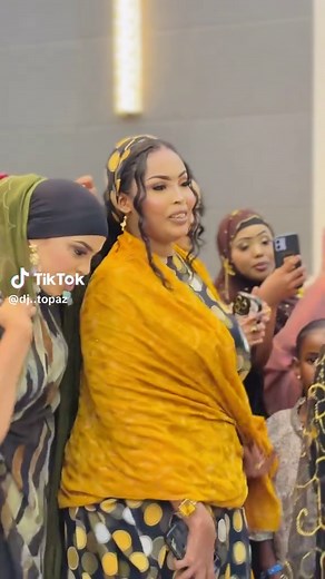 ‏#DJTOPAZ #fyp #tiktok #fyp😜🖤 @Luuzina•🦋 @Iftin model👸