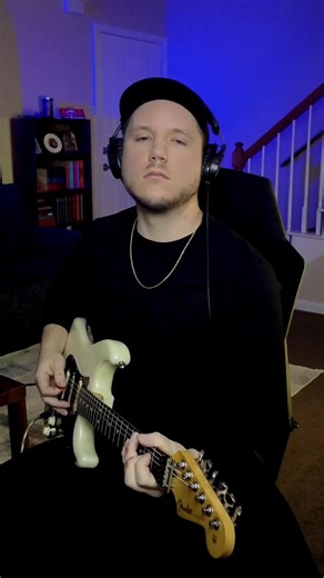 Eminem Cleaning Out My Closet hits home with raw emotion, catchy guitar riffs, and pure 2000s intensity. #Eminem #CleaningOutMyCloset #HipHopClassic #2000sMusic #MusicTok