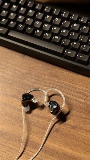 Best Budget Gaming IEMs Right Now? 🎧🔥 | KZ Axas