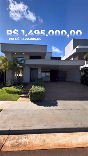 Corretor de Imóveis em Foz do Iguaçu on Instagram: "🏡 Casa Térrea Mobiliada | Terras Alpha I O lar perfeito para viver momentos inesquecíveis com a sua família! ✅ Projeto aconchegante ✅ Ambientes integrados e bem iluminados ✅ 1 suíte master com closet ✅ 2 demi suítes ✅ Cozinha gourmet 💰 R$ 1.495.000,00 Era R$ 1.600.00,00 📲 Agende já sua visita👇 (45) 991166973 ☑️ CRECI 34.392 #terrasalphafoz #casaemcondominio #imobiliaria #imobiliariaemfozdoiguaçu #casaavenda"