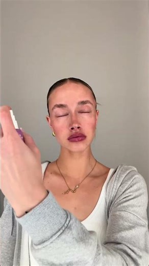 essencepartner Obsessed with essence’s new fix & last spray!