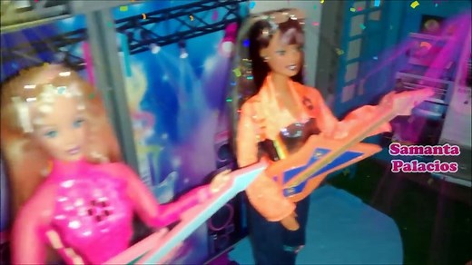 Barbie y ken hacen el amor