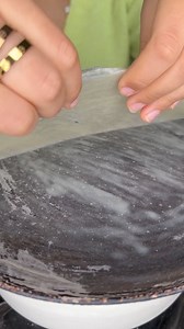 2.6M views · 41K reactions | En français : - 100 g de farine - 100 g...