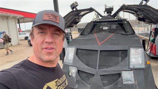 710K views · 7.3K reactions | Live update from southern Missouri with a super tornado outbreak possible across Dixie Alley | Reed Timmer Extreme Meteorologist | Facebook