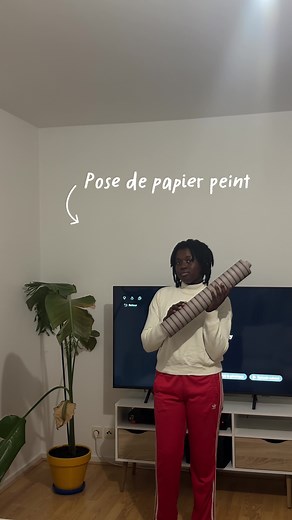 Rénovation avec du papier peint Action