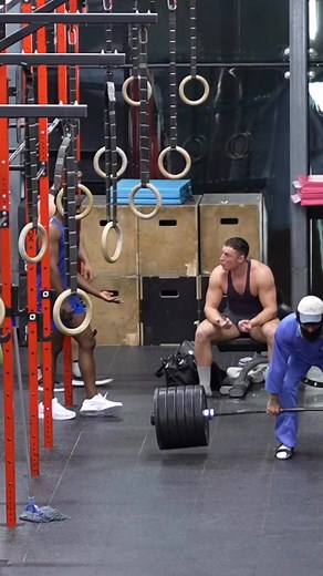 😱 Didn’t expect THIS to happen after the protein! 💥 #anatoly #gym #prank #anatolyprank #prank #prankvideo #gym | Елко Илчев