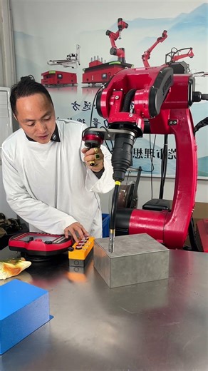 #industrial #factory #six_axes #borunte_robots_jack #robot #automatic #borunte #robots #mechanic