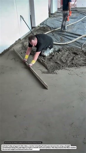 Concrete Floor Screeding & Leveling Process | Professional Finishing Technique.