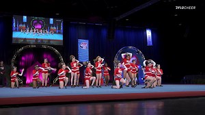 The Naples Hurricanes and the North Rockland Red Raiders went head-to-head for the chance to earn a 2021 Pop Warner National Championship title! 🏆👑 Check out highlights from two 𝒊𝒏𝒄𝒓𝒆𝒅𝒊𝒃𝒍𝒆 routines 😍 📺: https://flosports.link/3rJrsql | FloCheer
