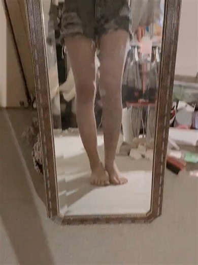 Exploring 80s Fashion Influences on Modern Outfits