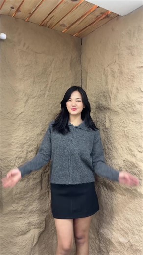 Zip cardigan& mini skirt Store location: Kathmandu, Machhapokhari Instagram page :jd_outfits_ WhatsApp:9823398254,9843713211 #jd_outfits_ #machhapokhari #cardigan