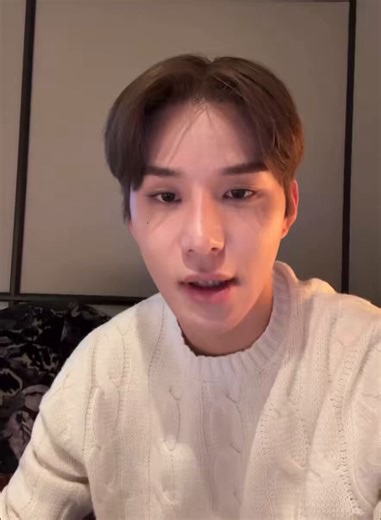 “bcs the time we have left to spend together isn’t very long anymore, he wanted to do it before we both get busy” KILL ME BRO