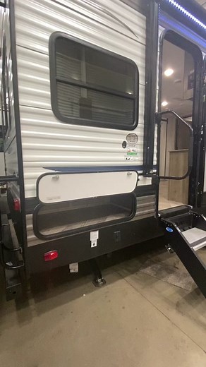 Explore the Modern 26RLS RV Interior and Exterior