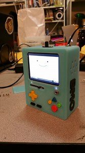 RaspBMO, A Handheld Raspberry Pi Video Game Emulator Shaped Like BMO From 'Adventure Time'