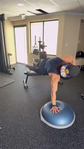 ISO- Dynamic training 4 shoulder, wrist and core! #training #exercises #ackelathletics #coolworkouts