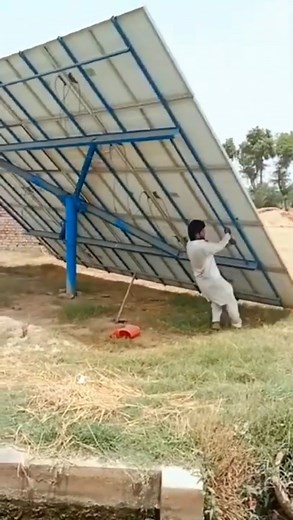 Large Solar Panel To Generate Energy And Extract W | Electric Hvac Explorer Tips