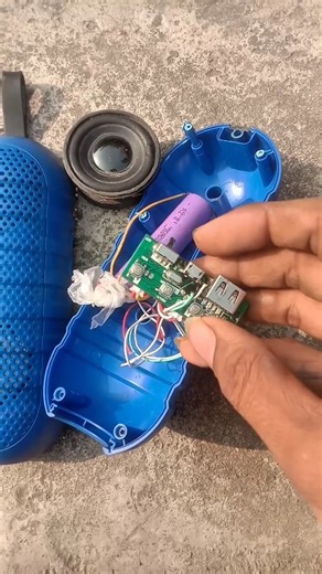 'Kya Ye Bluetooth Spaker📻Repair Hoga🙄" #bluetoothspeaker #electrical #electronic