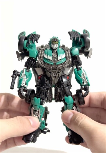 Transformers Studio Series Roadbuster Toy Review