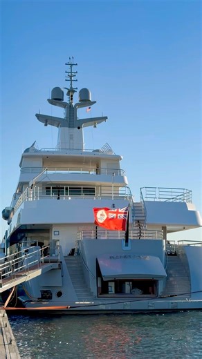 240’ explorer yacht Planet Nine built by Admiral Yachts in 2018 🌎❄️ #Superyacht #Yachting #Yacht